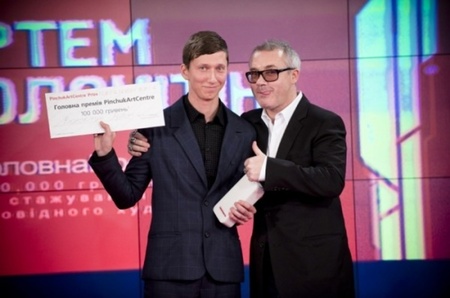 Деміен Хьорст та володар головної Премії PinchukArtCentre Артем Волокітін